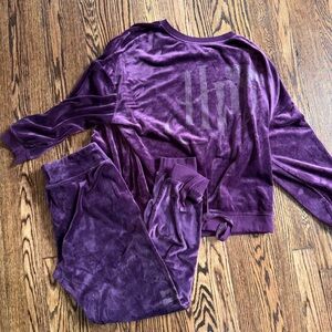 Purple velvet Harry Potter sweatshirt and joggers tracksuit
